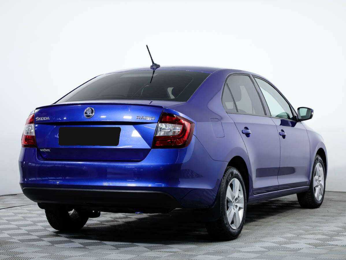 Купить Skoda Rapid с пробегом. Фото: #3
