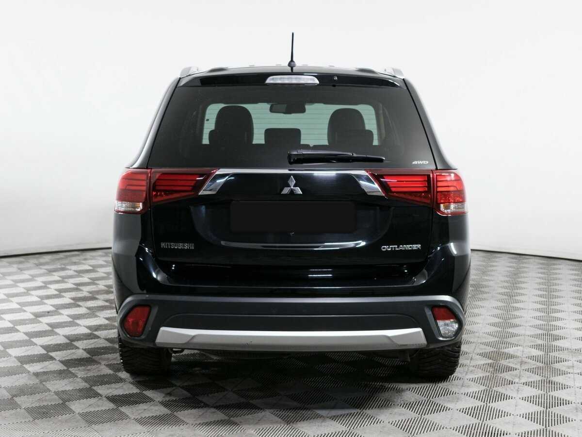 Купить Mitsubishi Outlander с пробегом. Фото: #4