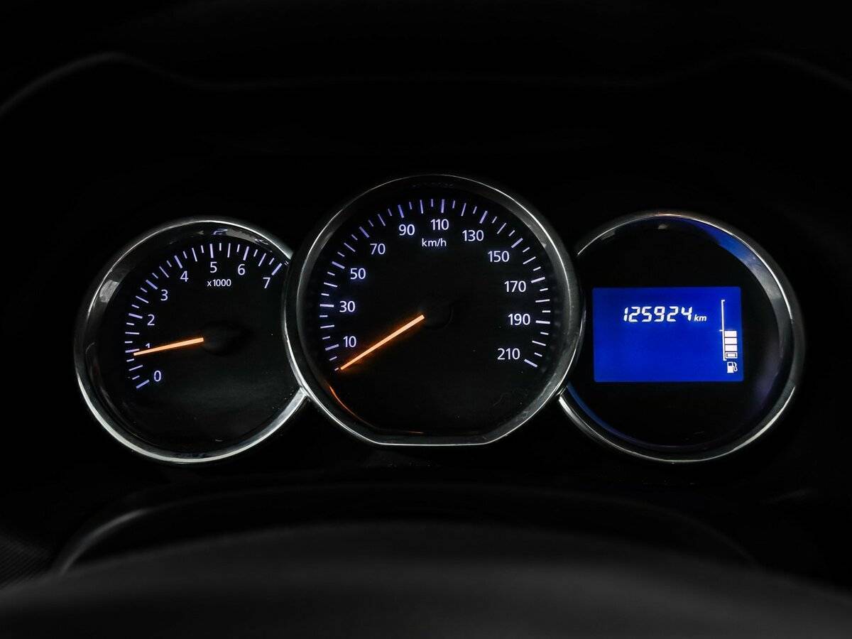 Купить Renault Duster с пробегом. Фото: #9