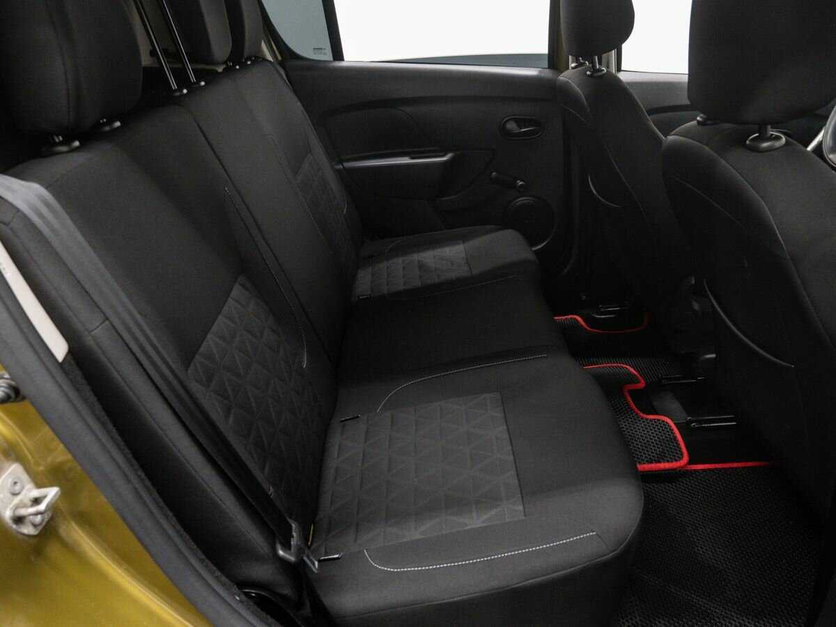 Купить Renault Sandero с пробегом. Фото: #8