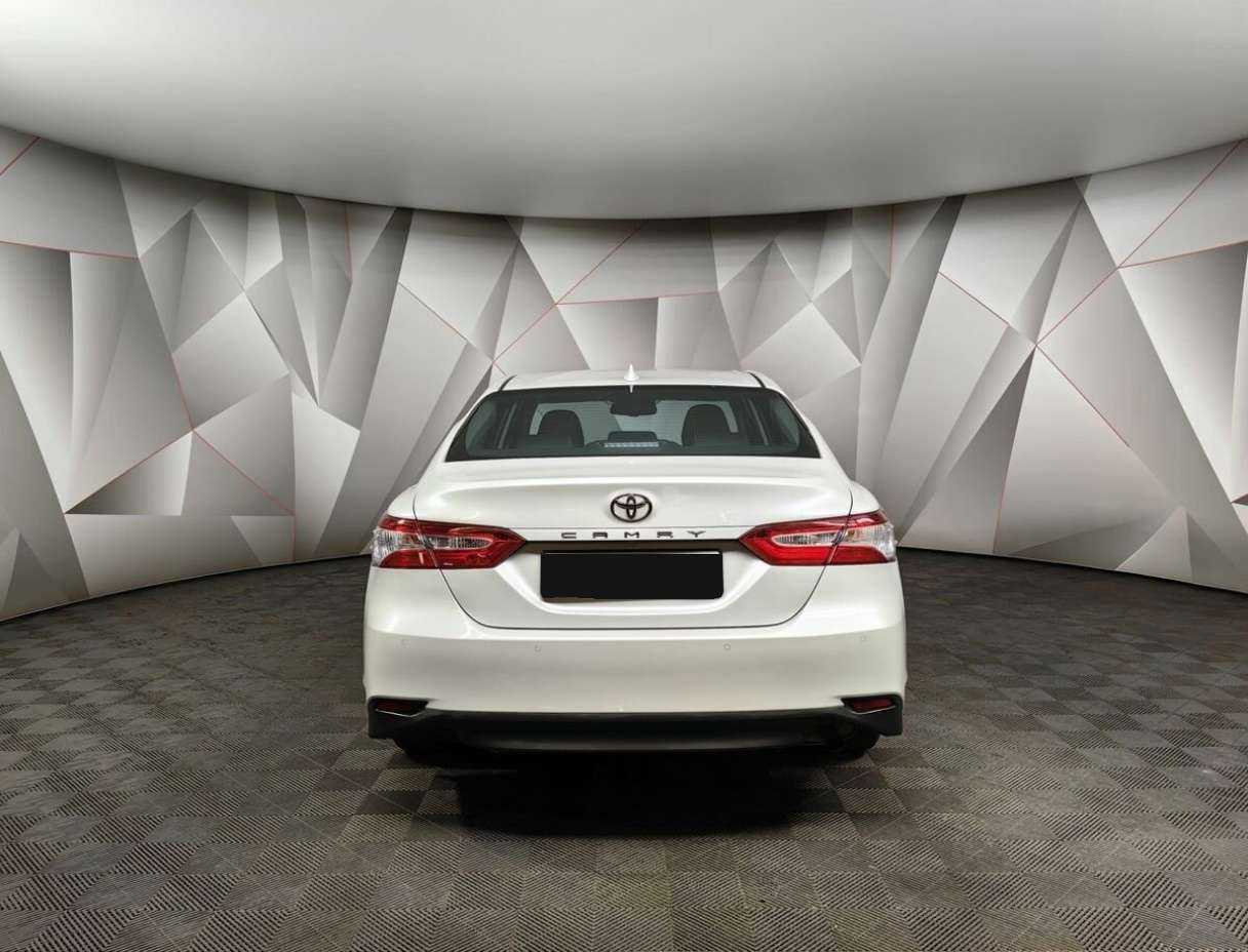 Купить Toyota Camry с пробегом. Фото: #7