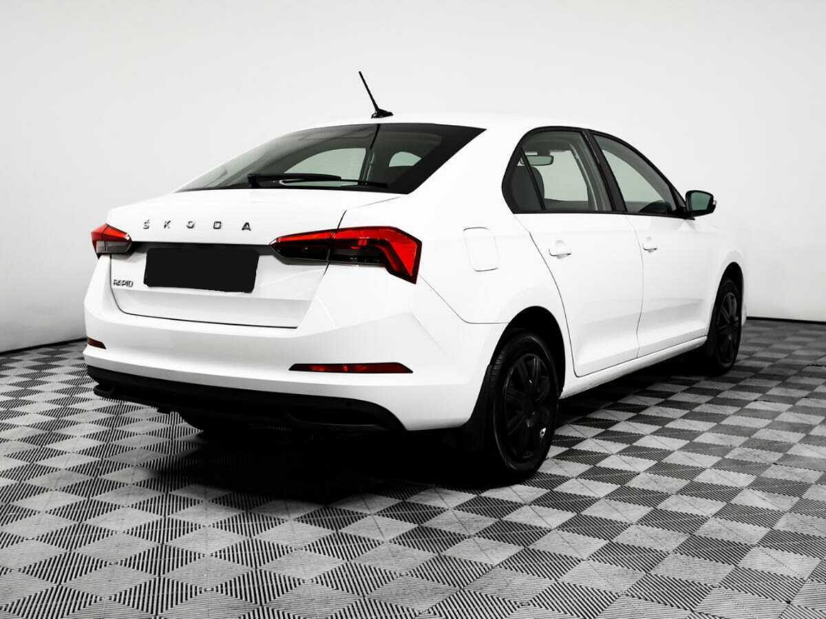 Купить Skoda Rapid с пробегом. Фото: #4