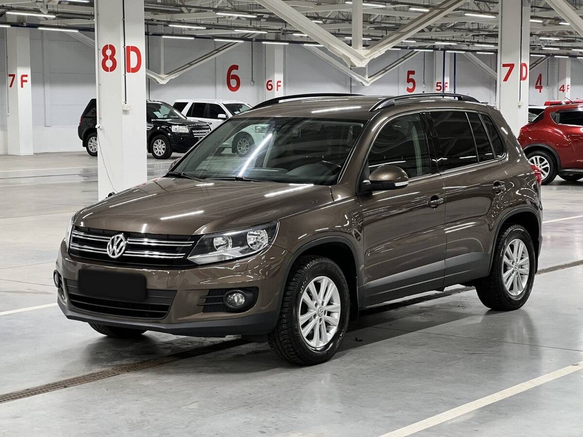 Купить Volkswagen Tiguan с пробегом. Посмотреть фото