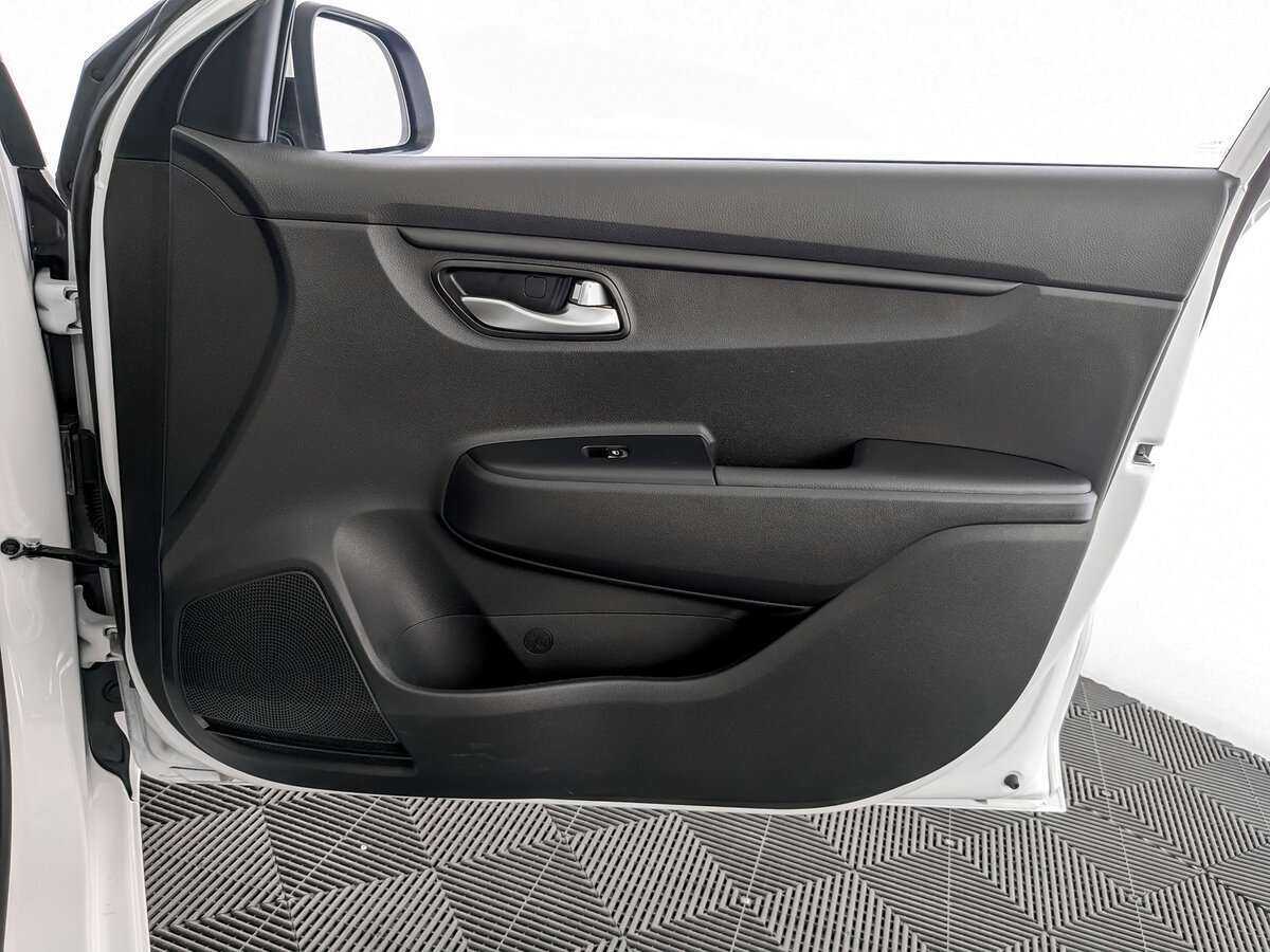 Купить Kia Rio с пробегом. Фото: #19