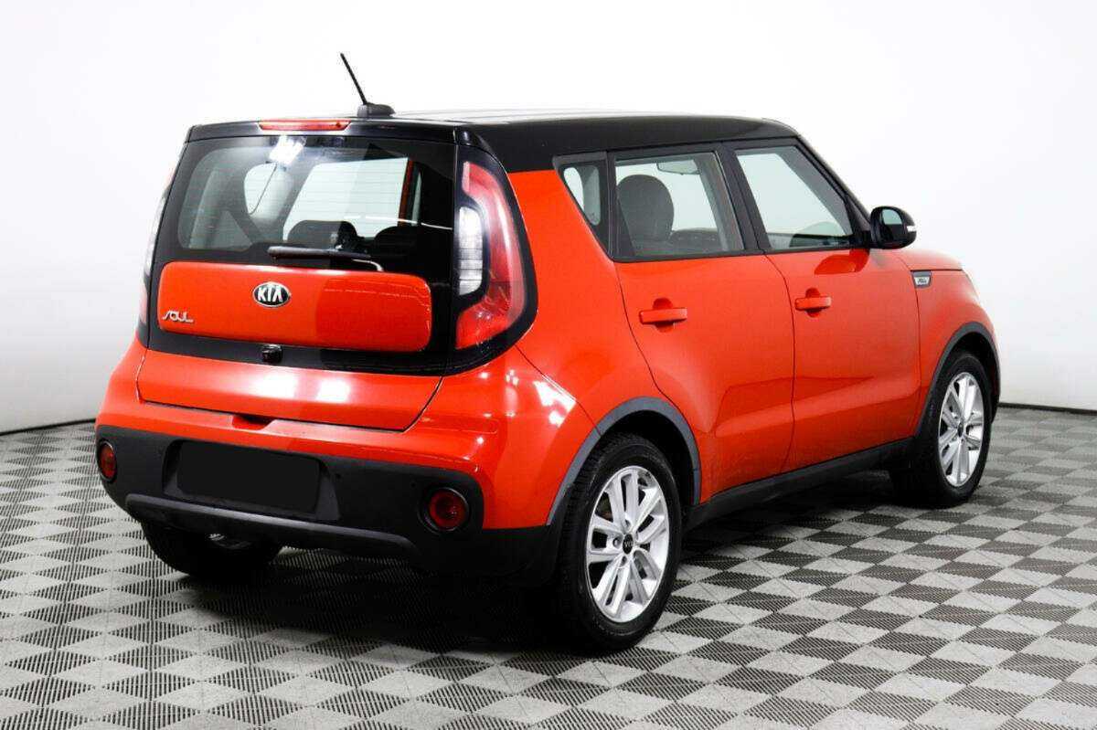 Купить Kia Soul с пробегом. Фото: #4
