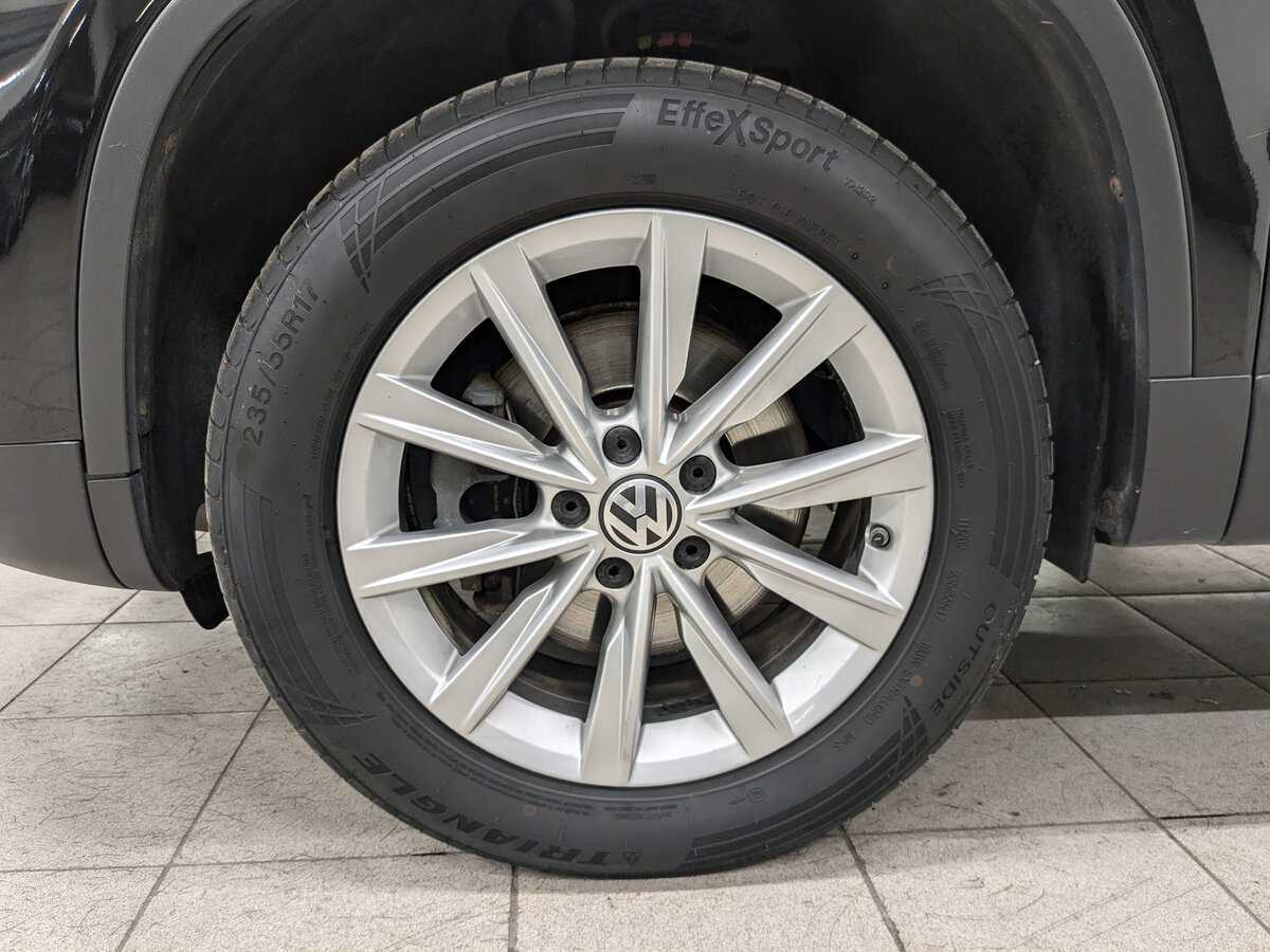 Купить Volkswagen Tiguan с пробегом. Фото: #11