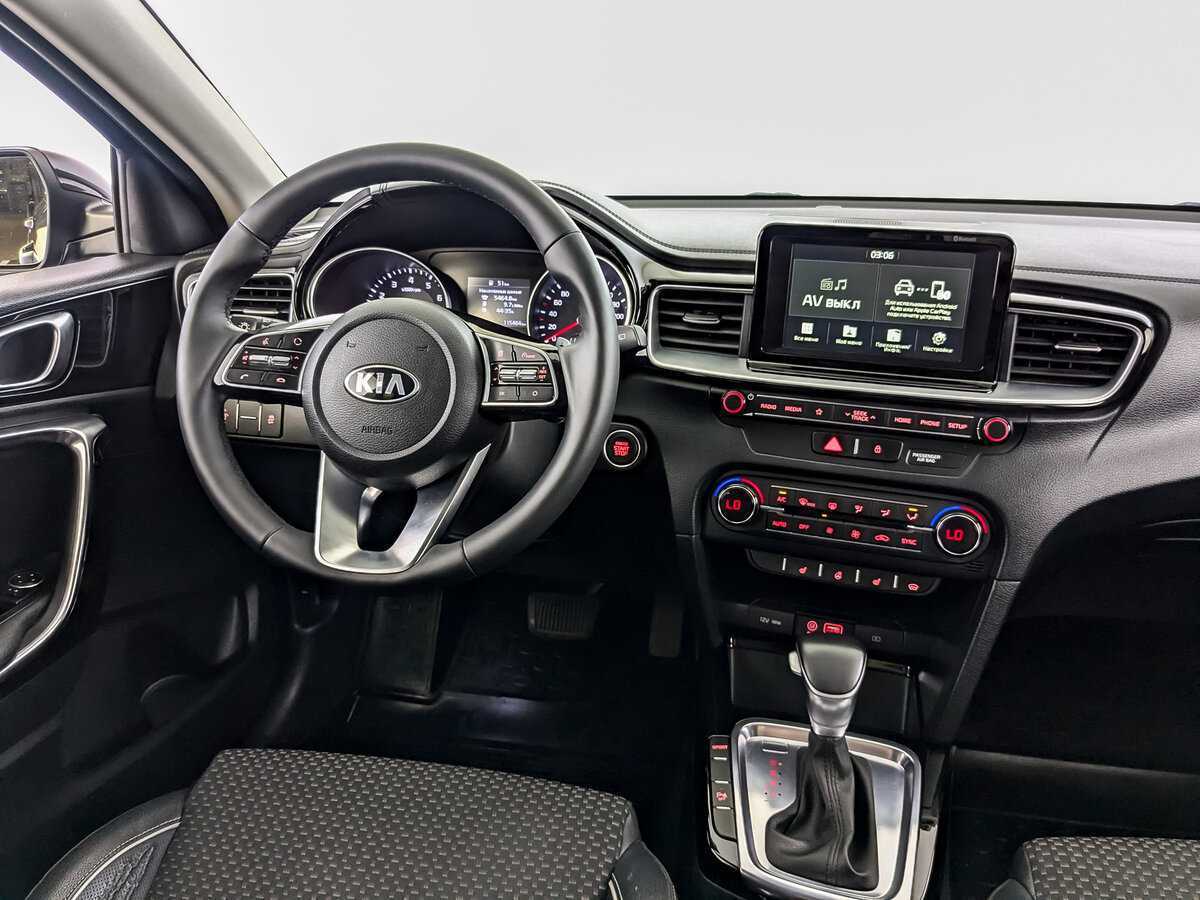 Купить Kia Ceed с пробегом. Фото: #24