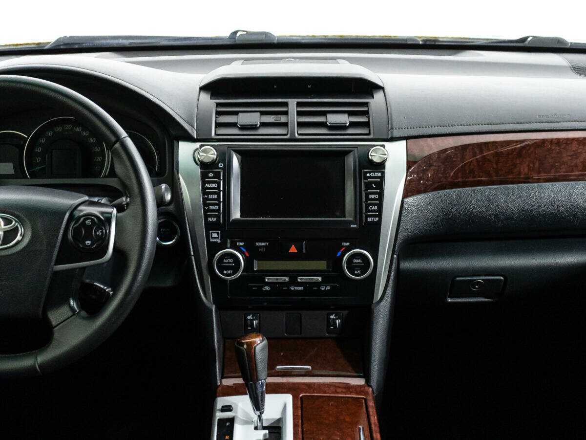 Купить Toyota Camry с пробегом. Фото: #13