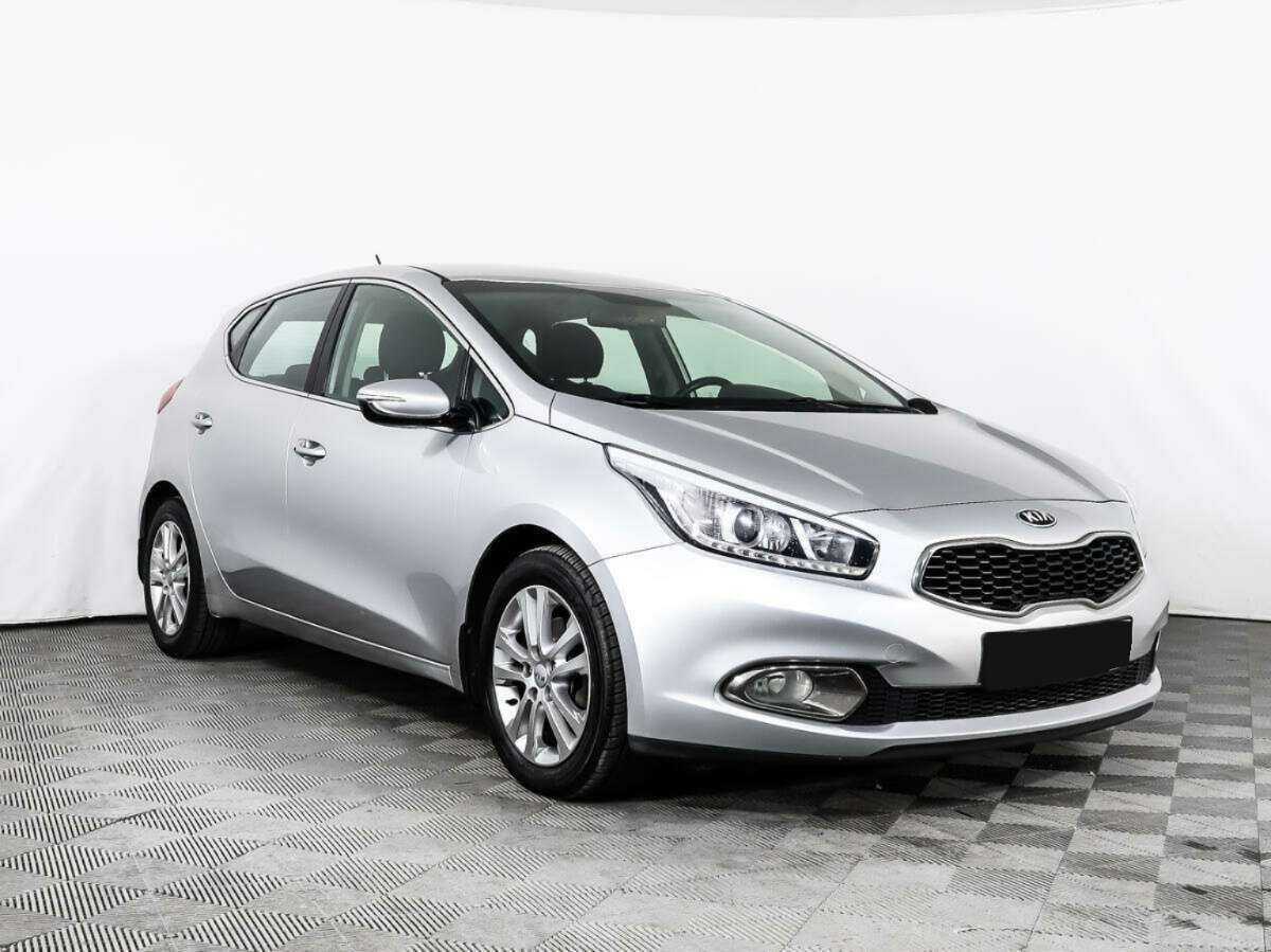 Купить Kia Ceed с пробегом. Фото: #2