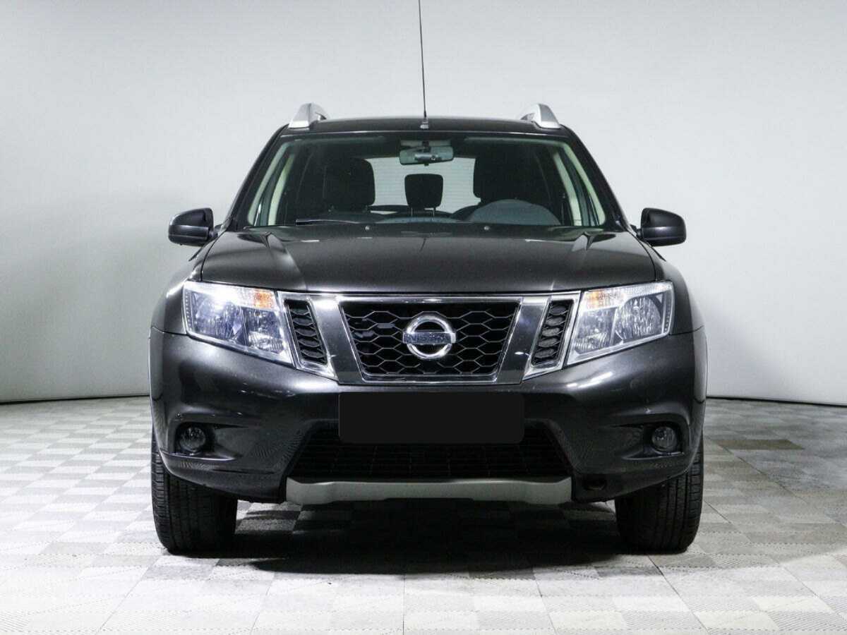 Купить Nissan Terrano с пробегом. Фото: #1