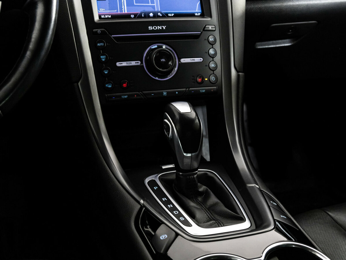 Купить Ford Mondeo с пробегом. Фото: #11