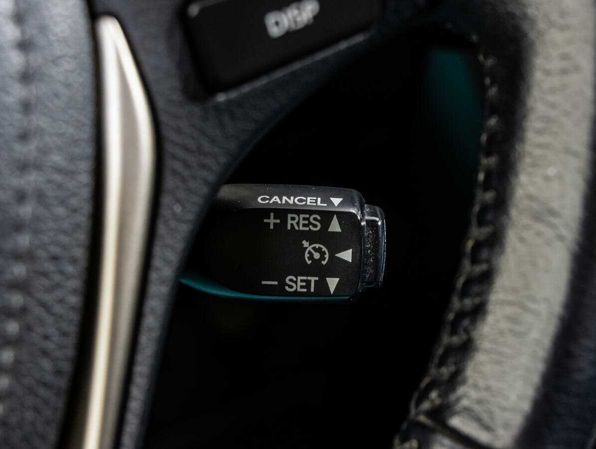 Купить Toyota RAV4 с пробегом. Фото: #14