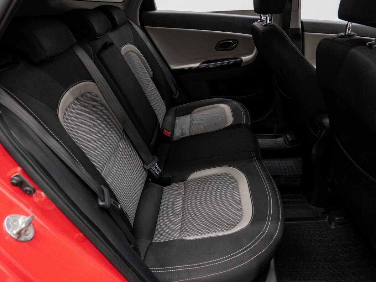 Купить Kia Ceed с пробегом. Фото: #9