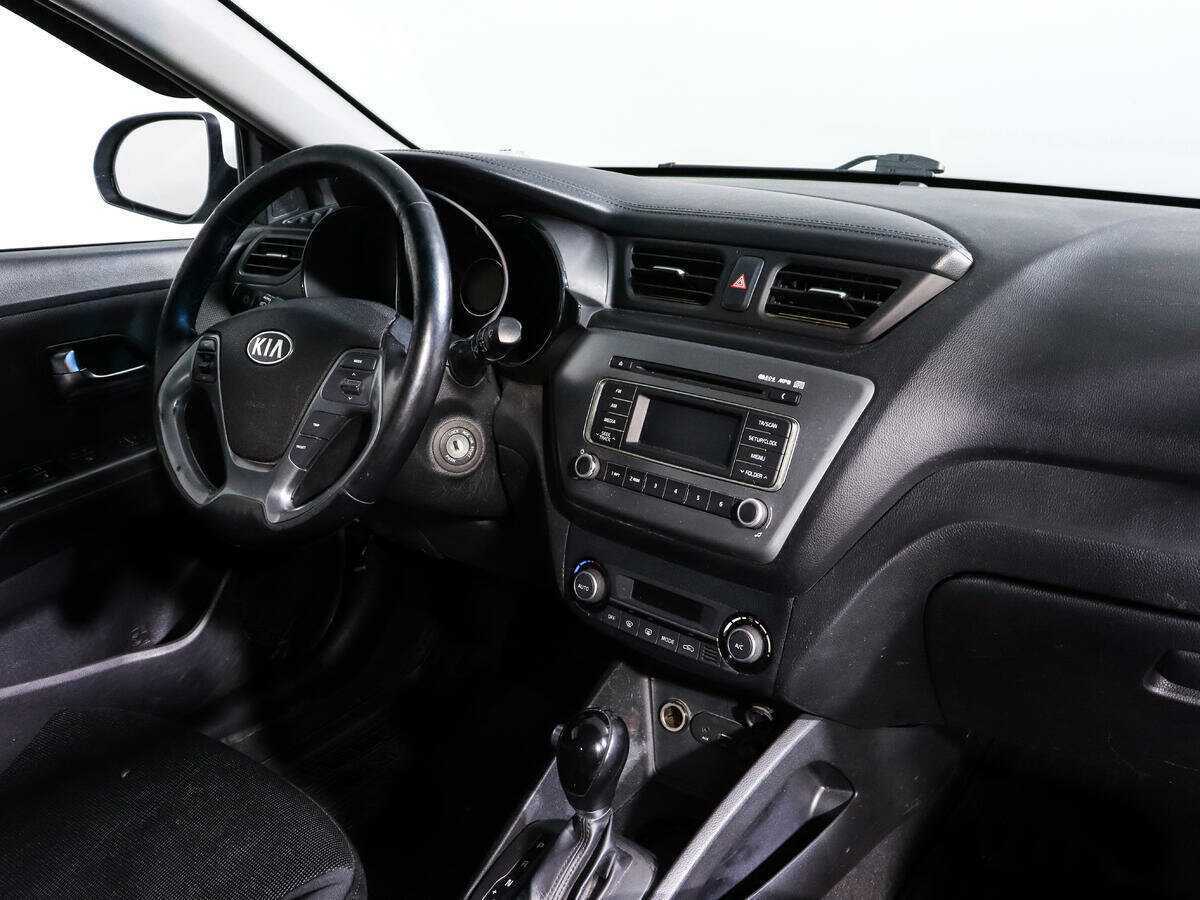 Купить Kia Rio с пробегом. Фото: #8