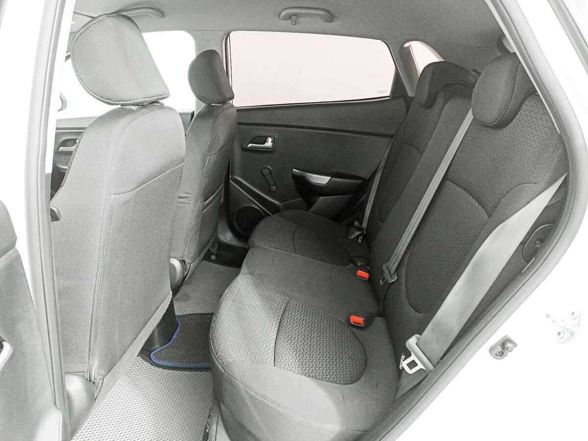 Купить Kia Rio с пробегом. Фото: #9