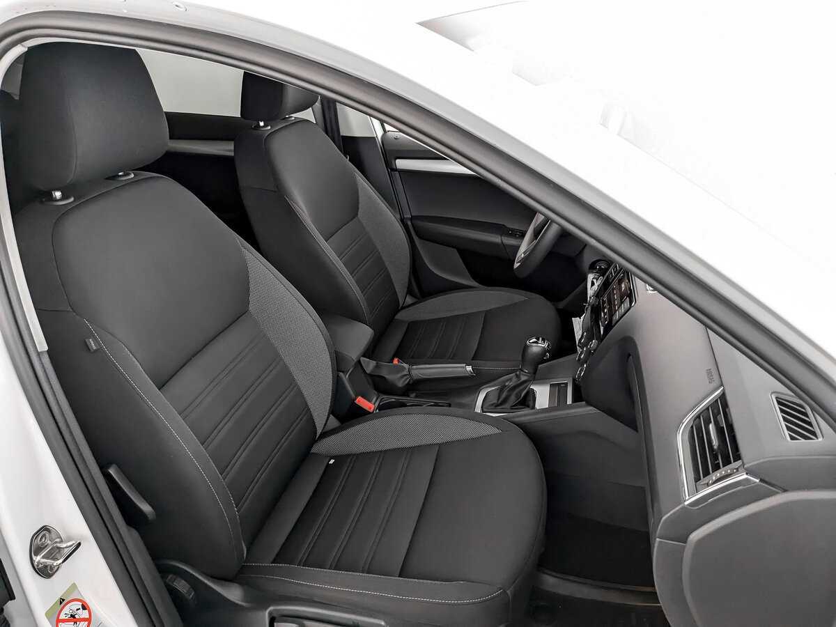 Купить Skoda Octavia с пробегом. Фото: #22