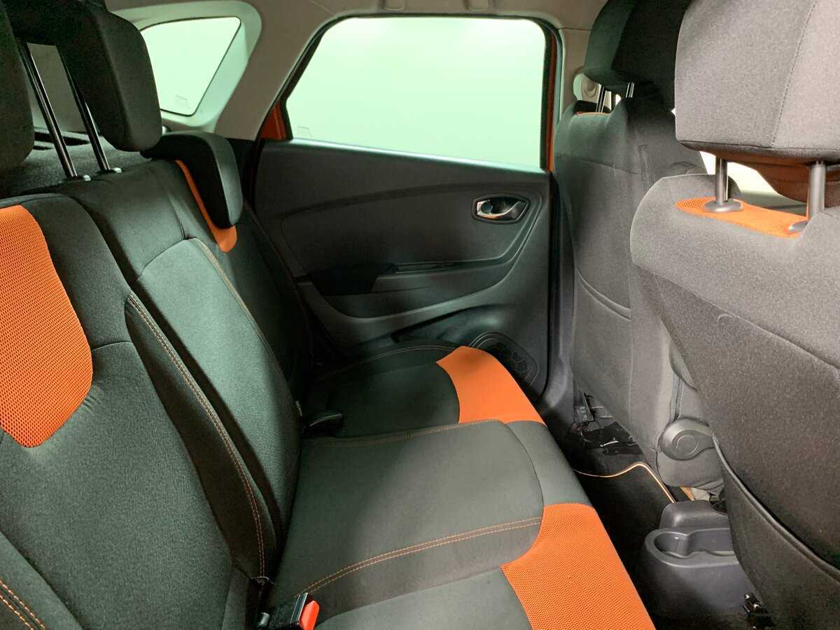 Купить Renault Kaptur с пробегом. Фото: #17