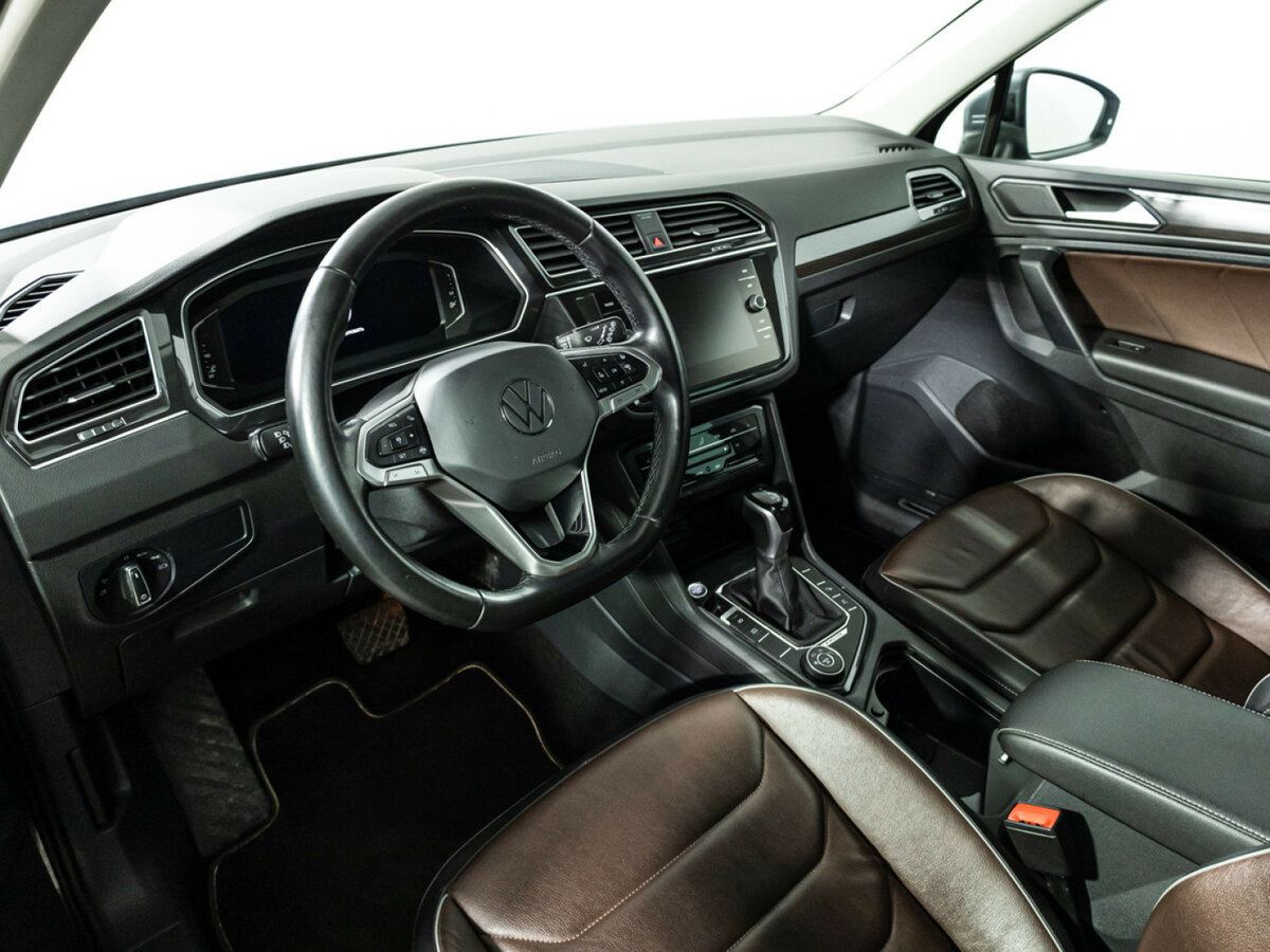 Купить Volkswagen Tiguan с пробегом. Фото: #9