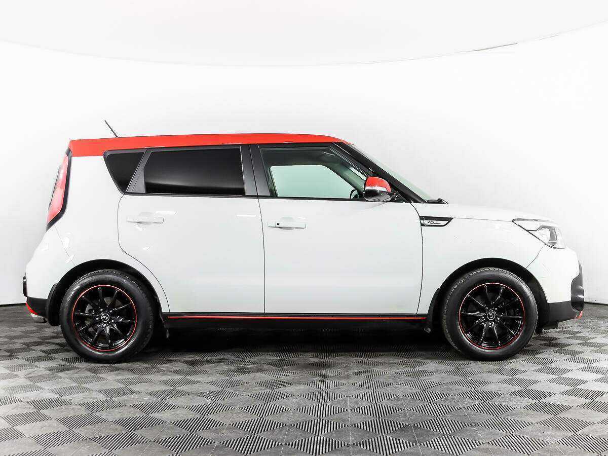 Купить Kia Soul с пробегом. Фото: #2