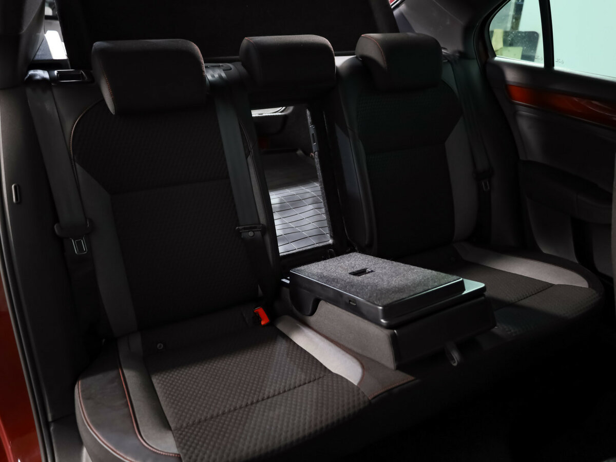 Купить Volkswagen Polo с пробегом. Фото: #21