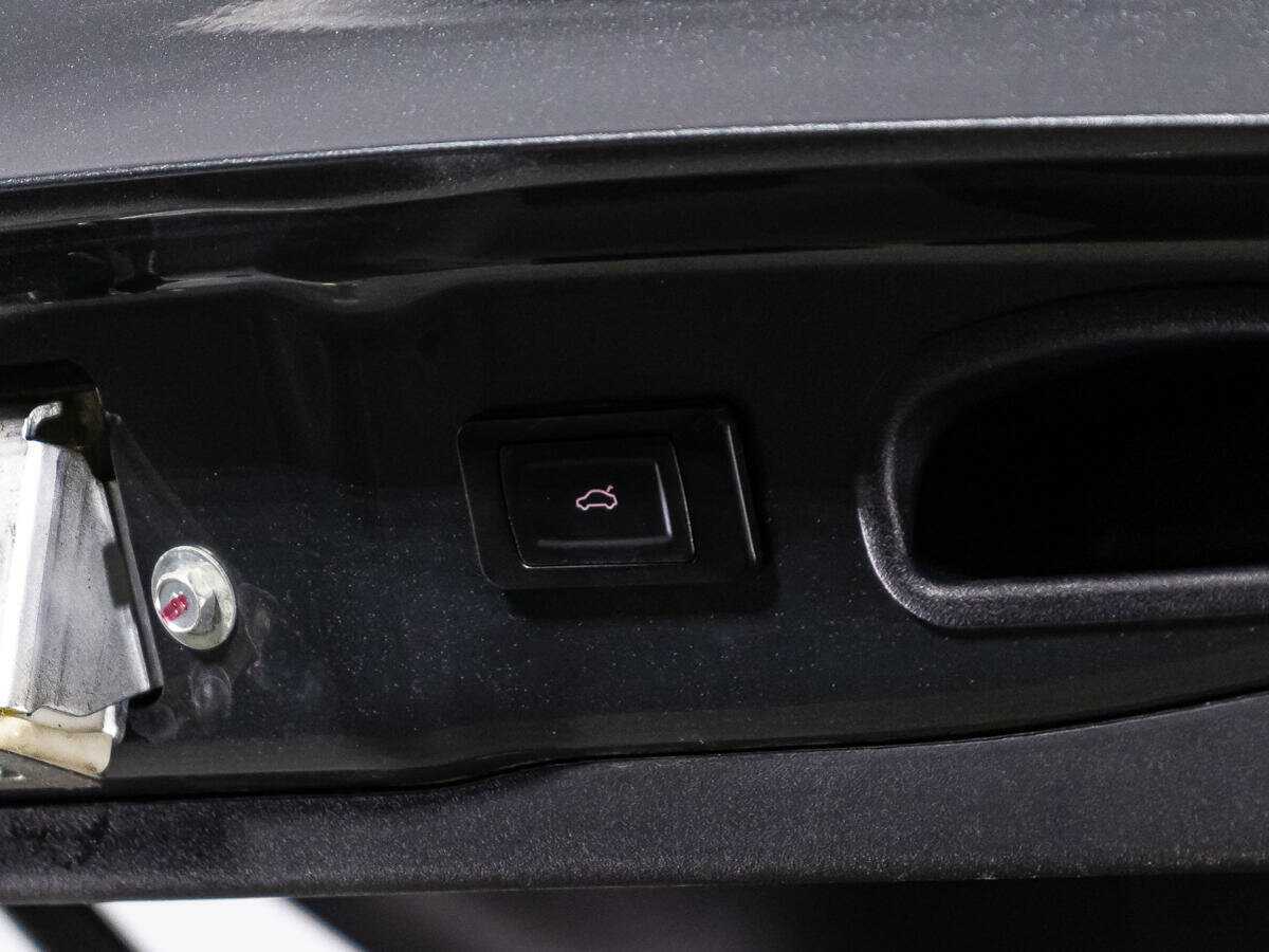 Купить Mitsubishi Outlander с пробегом. Фото: #15