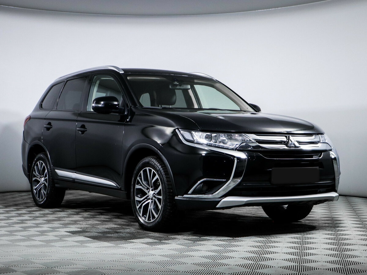 Купить Mitsubishi Outlander с пробегом. Фото: #2