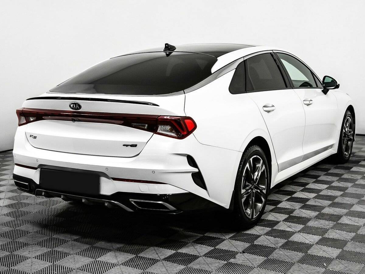 Купить Kia K5 с пробегом. Фото: #4
