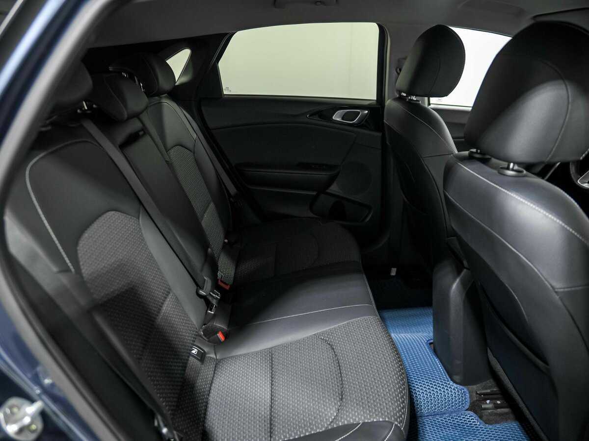 Купить Kia Ceed с пробегом. Фото: #16