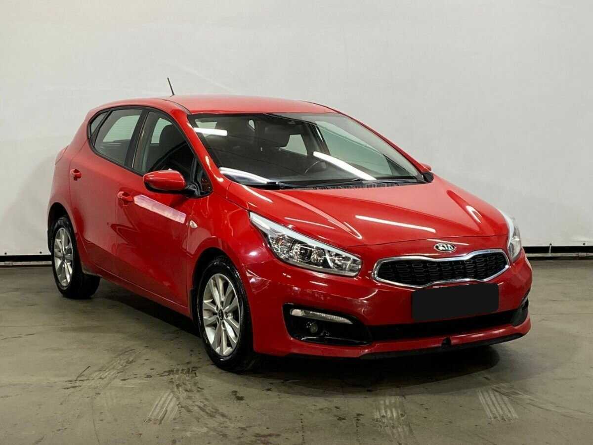 Купить Kia Ceed с пробегом. Фото: #2