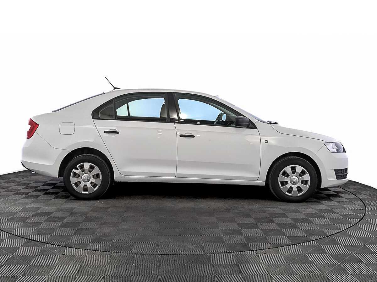 Купить Skoda Rapid с пробегом. Фото: #3