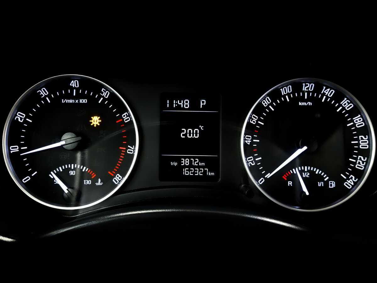 Купить Skoda Octavia с пробегом. Фото: #12