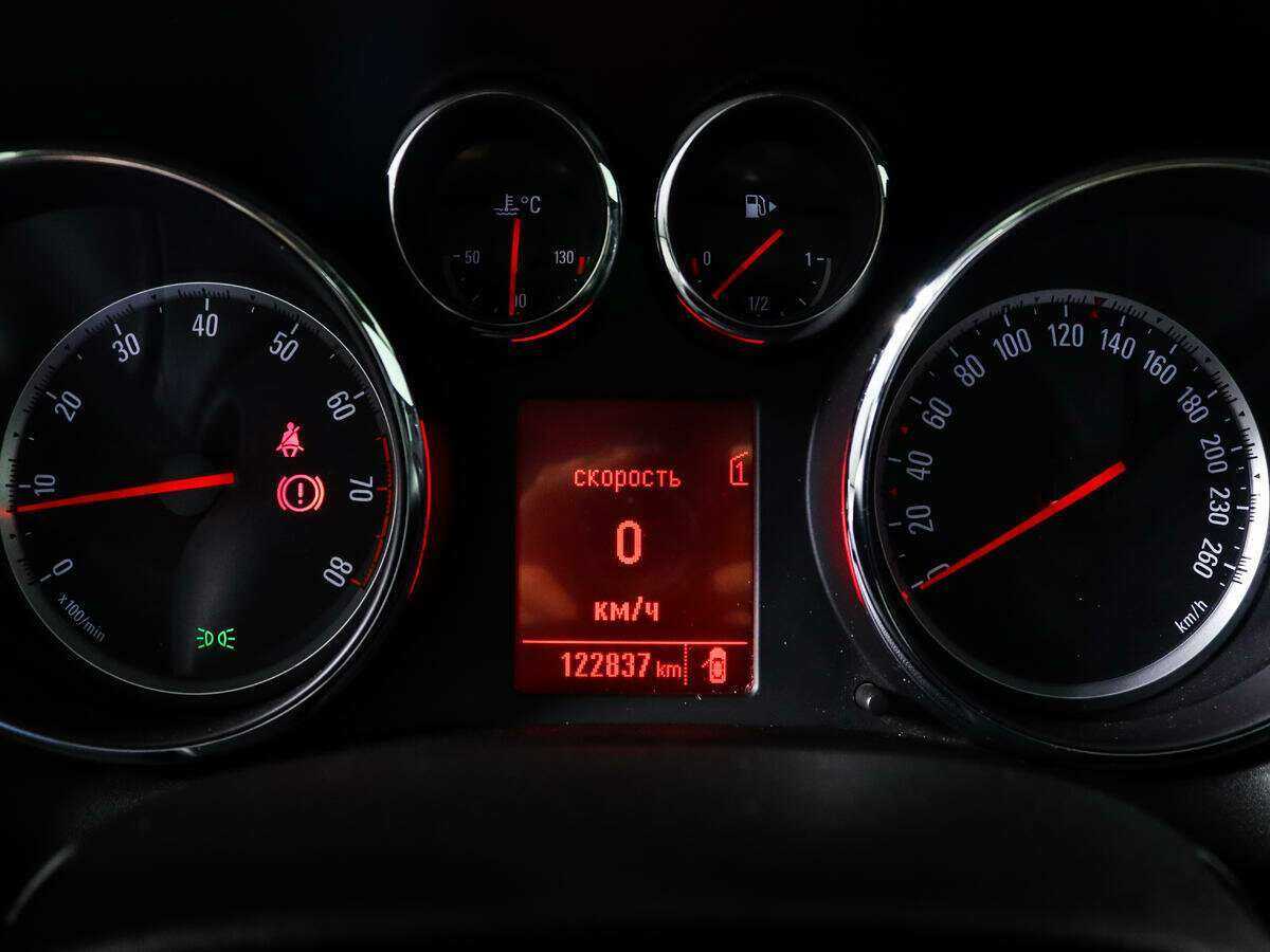 Купить Opel Astra с пробегом. Фото: #10