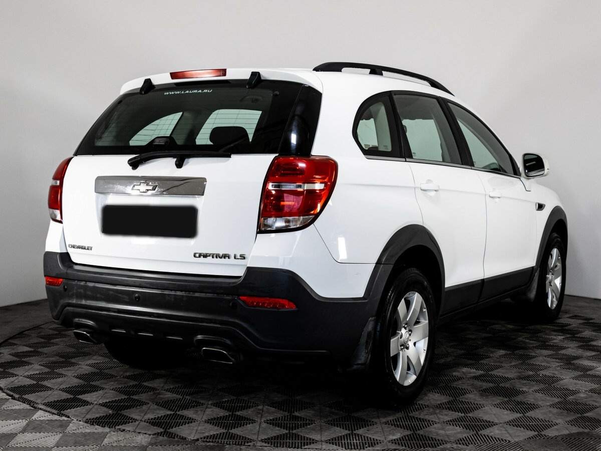 Купить Chevrolet Captiva с пробегом. Фото: #3