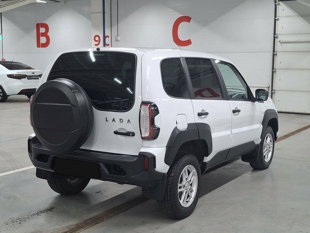 Купить Lada (ВАЗ) Niva Travel с пробегом. Фото: #4