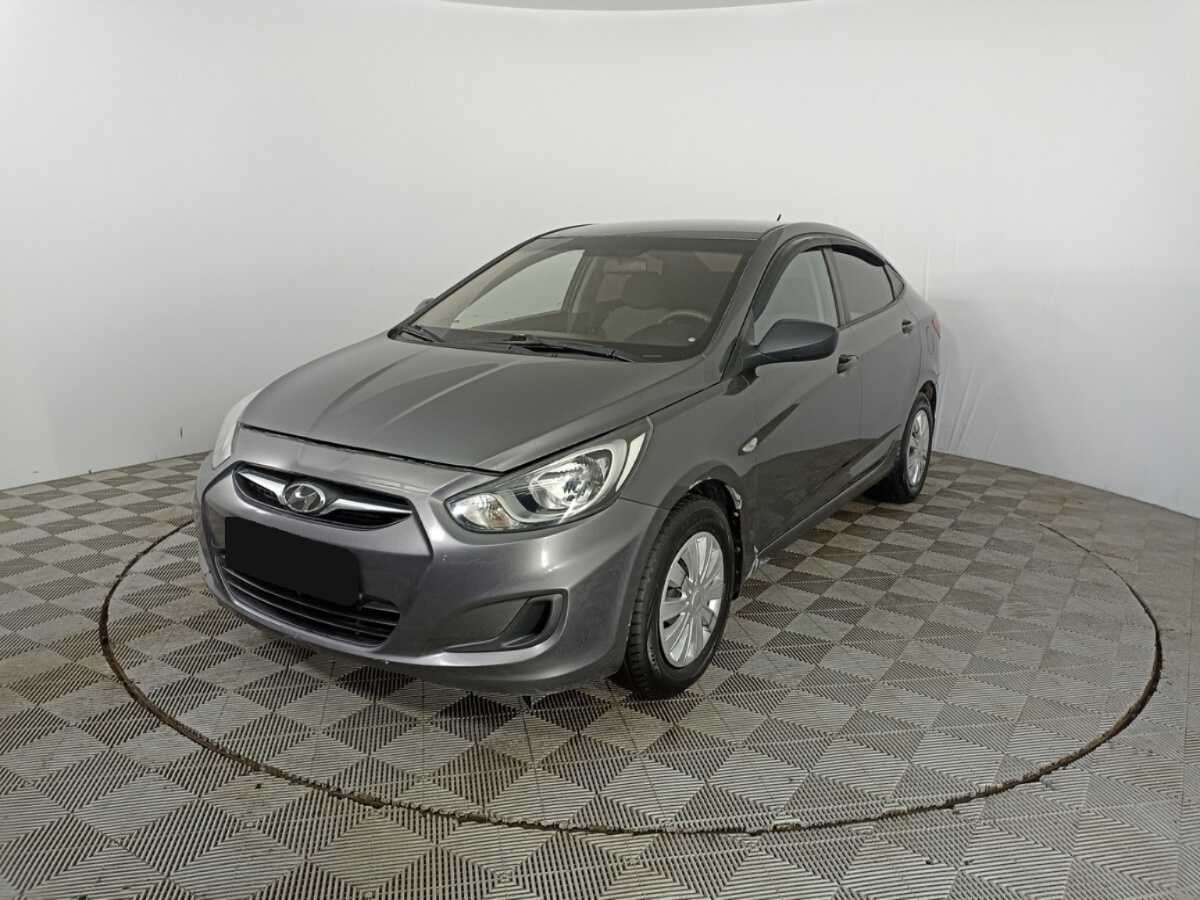 Купить Hyundai Solaris с пробегом. Посмотреть фото
