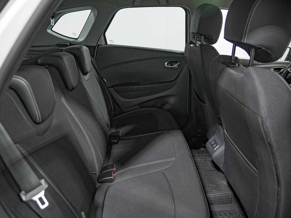 Купить Renault Kaptur с пробегом. Фото: #16