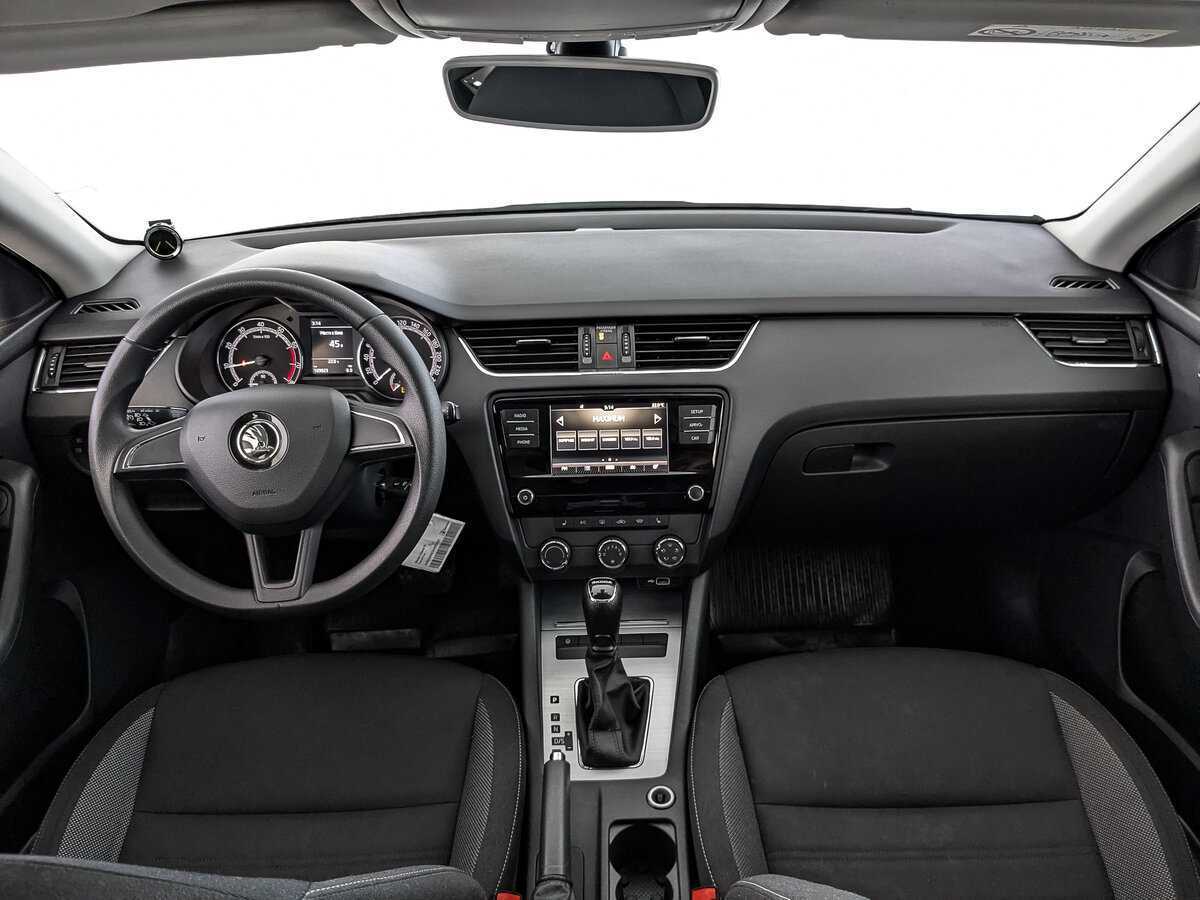 Купить Skoda Octavia с пробегом. Фото: #13