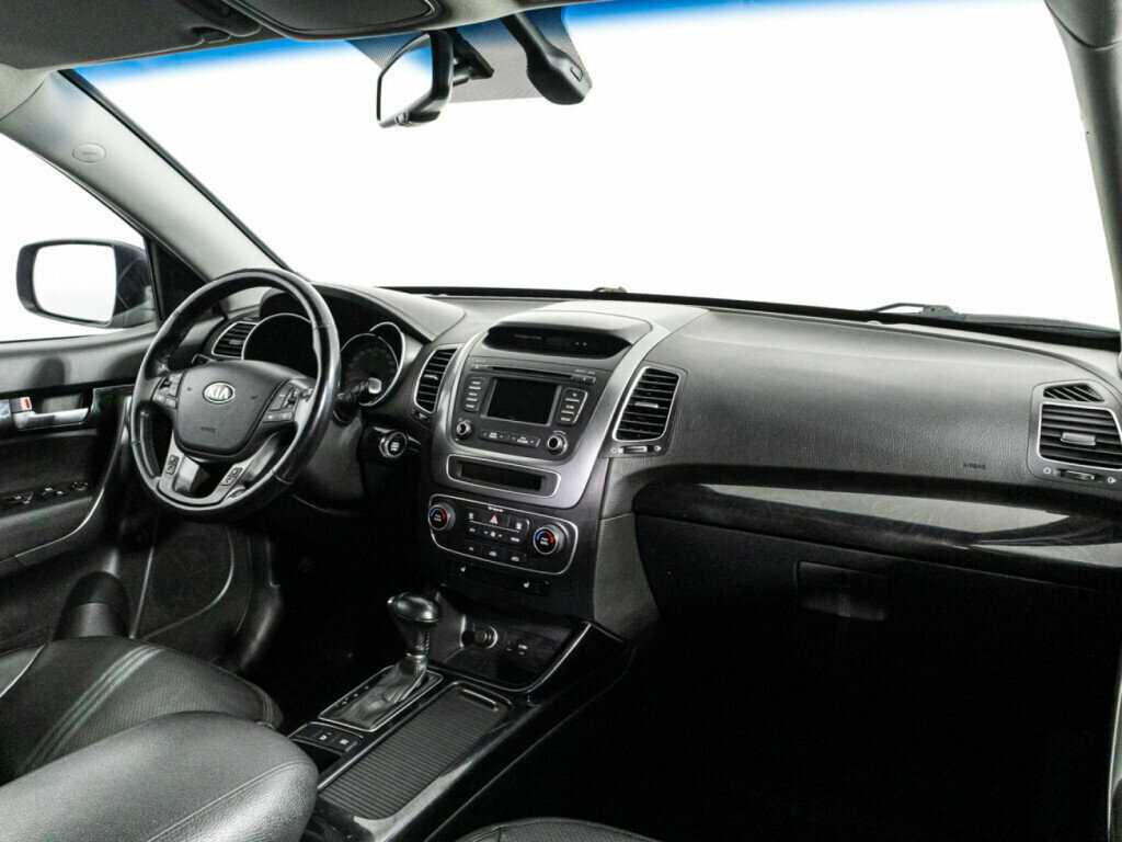 Купить Kia Sorento с пробегом. Фото: #8