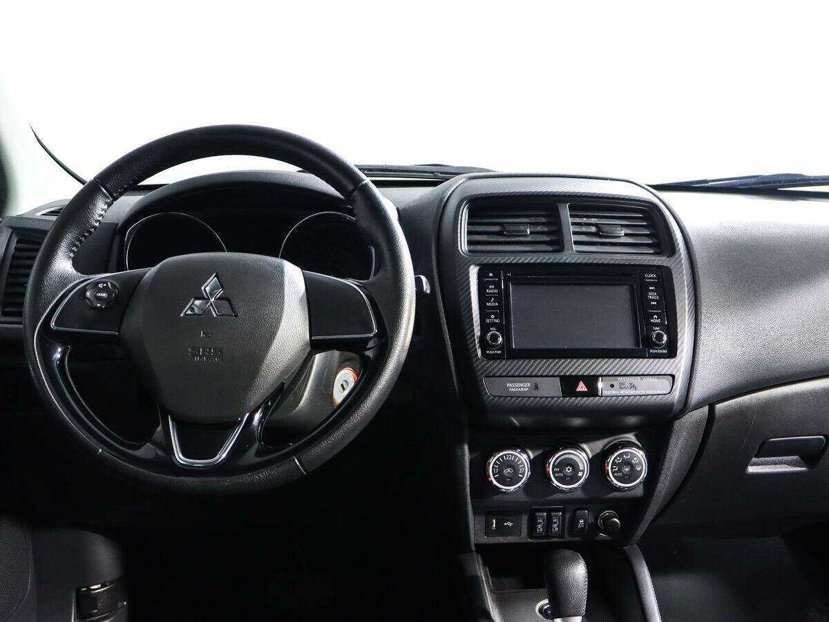 Купить Mitsubishi ASX с пробегом. Фото: #9