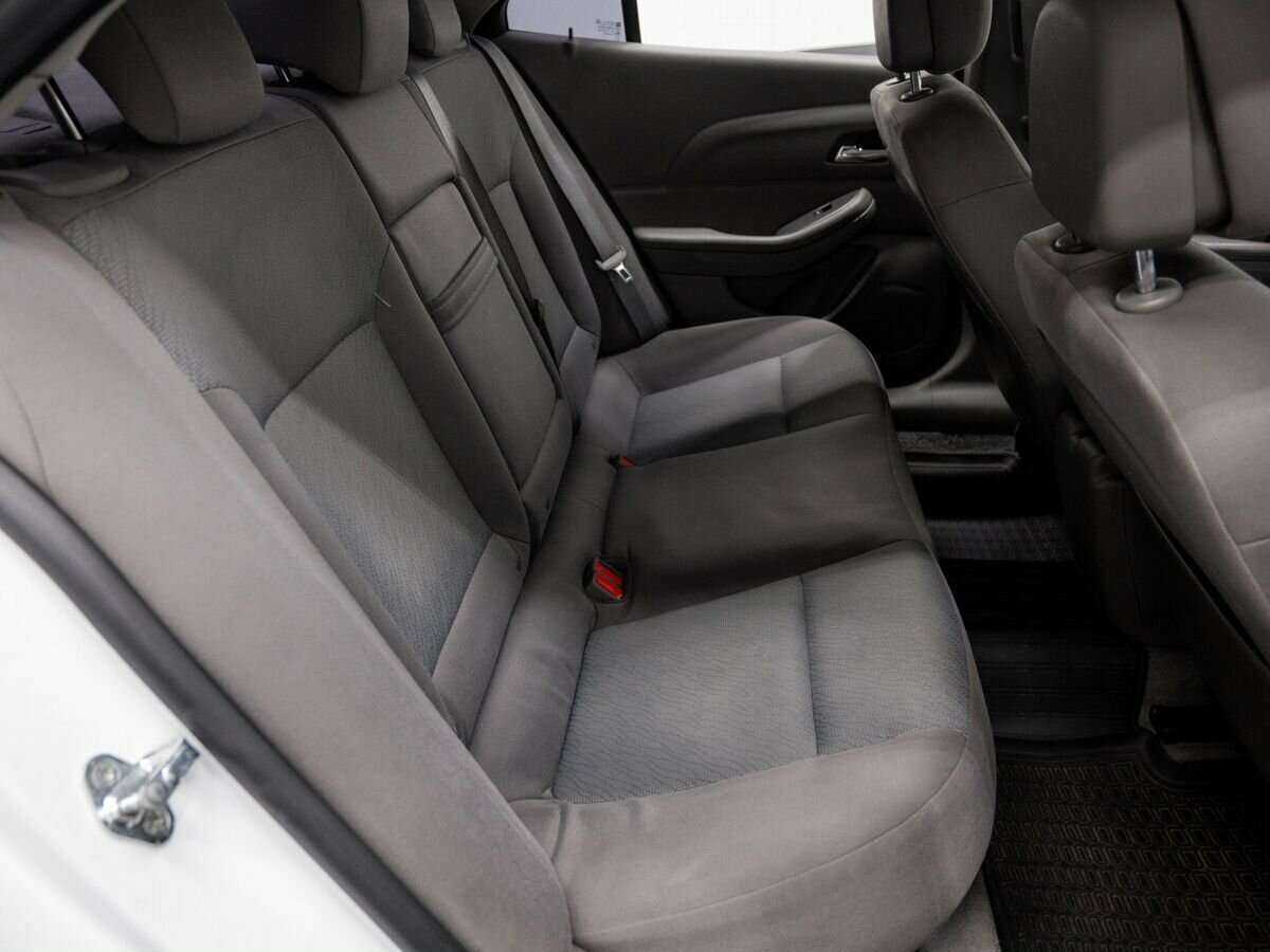 Купить Chevrolet Malibu с пробегом. Фото: #8