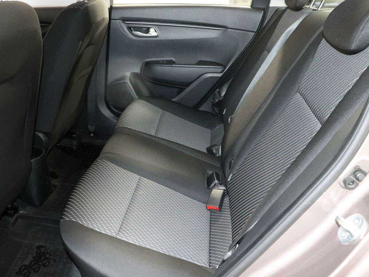 Купить Kia Rio с пробегом. Фото: #8