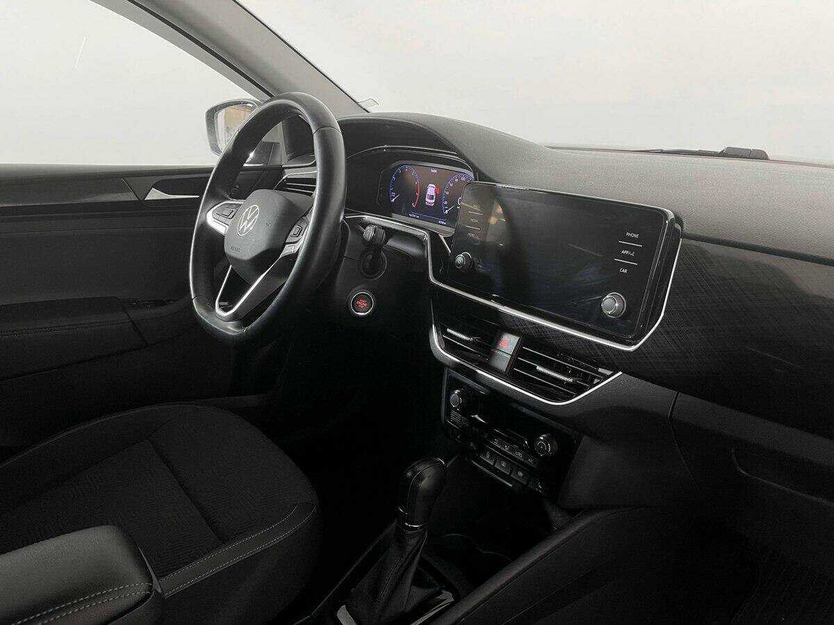 Купить Volkswagen Polo с пробегом. Фото: #8