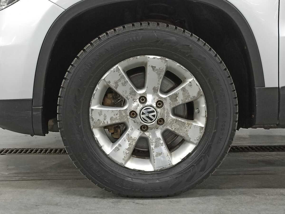 Купить Volkswagen Tiguan с пробегом. Фото: #17