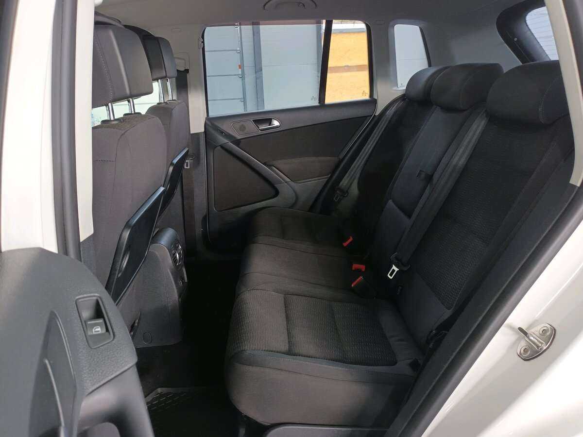 Купить Volkswagen Tiguan с пробегом. Фото: #13