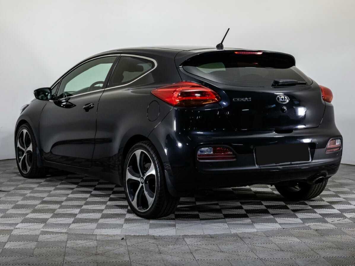 Купить Kia Ceed с пробегом. Фото: #5