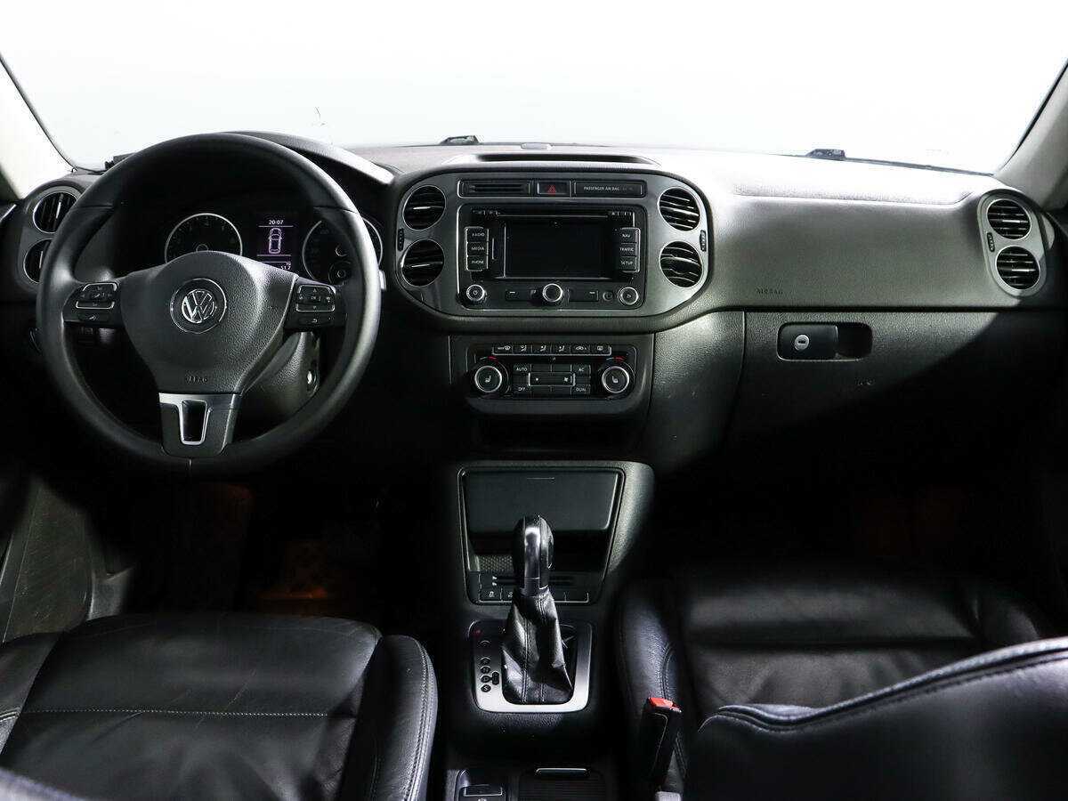 Купить Volkswagen Tiguan с пробегом. Фото: #9