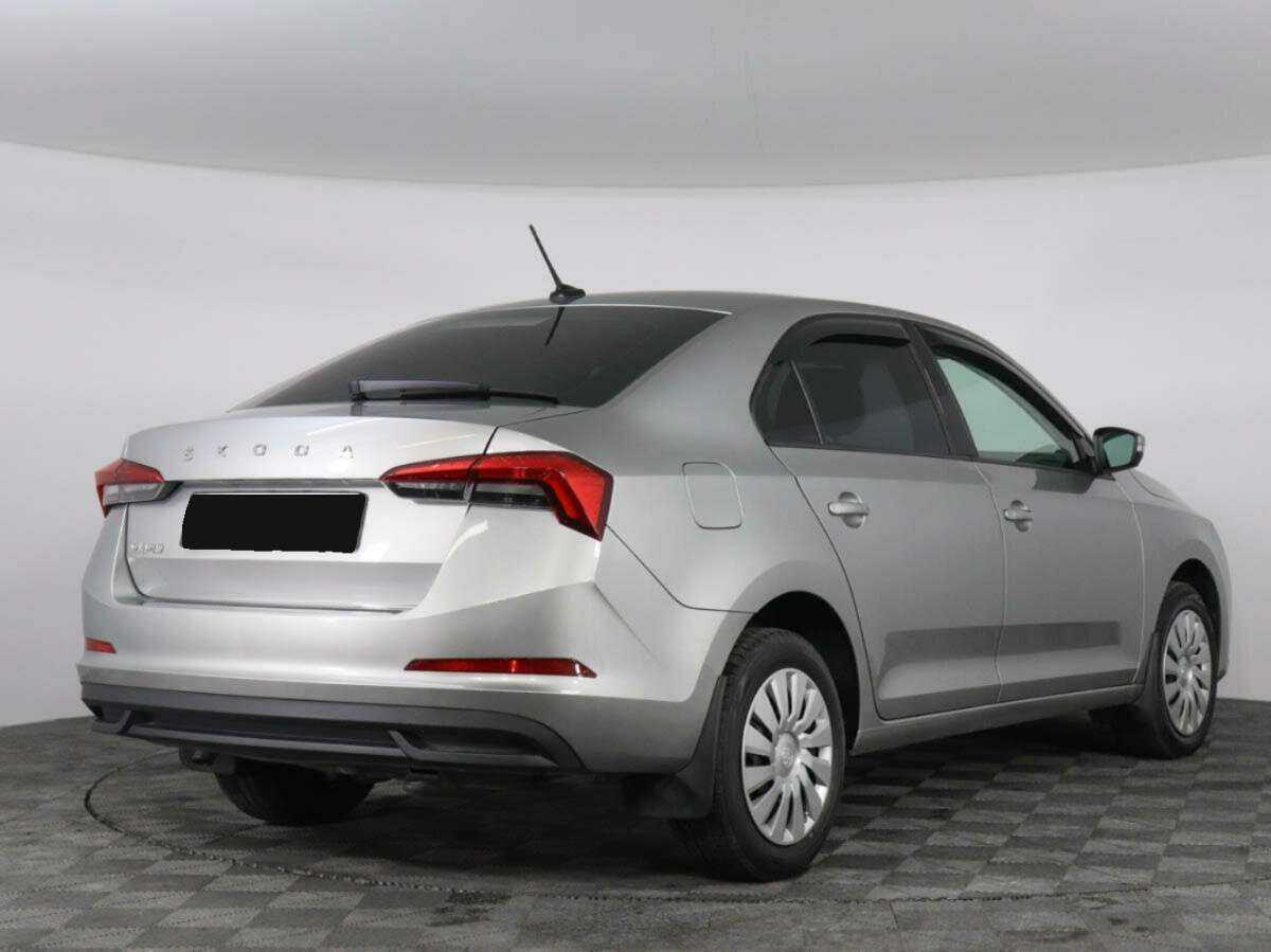 Купить Skoda Rapid с пробегом. Фото: #4