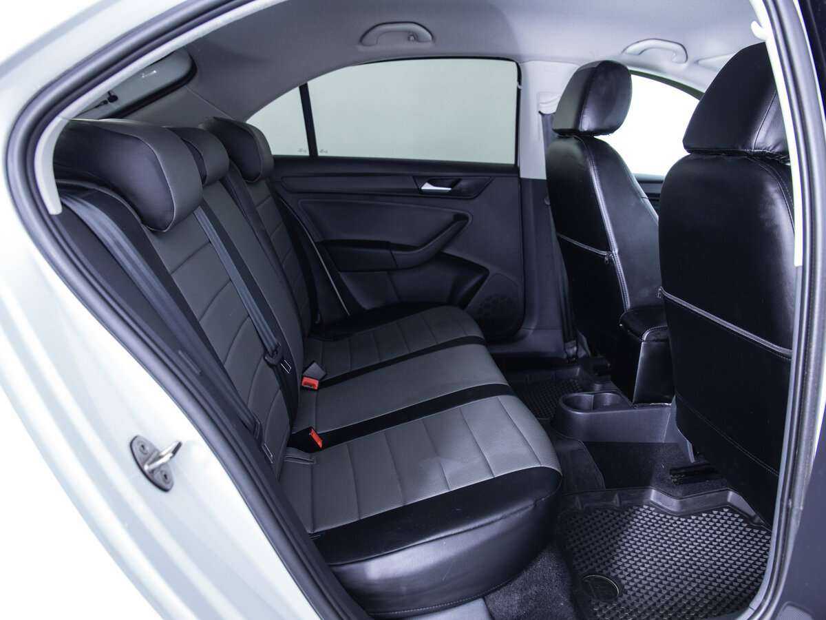 Купить Volkswagen Polo с пробегом. Фото: #18