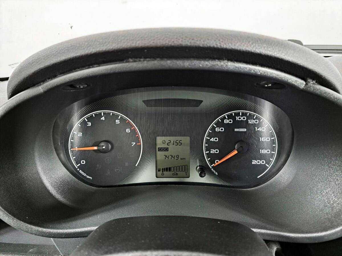 Купить Lada (ВАЗ) Granta с пробегом. Фото: #8