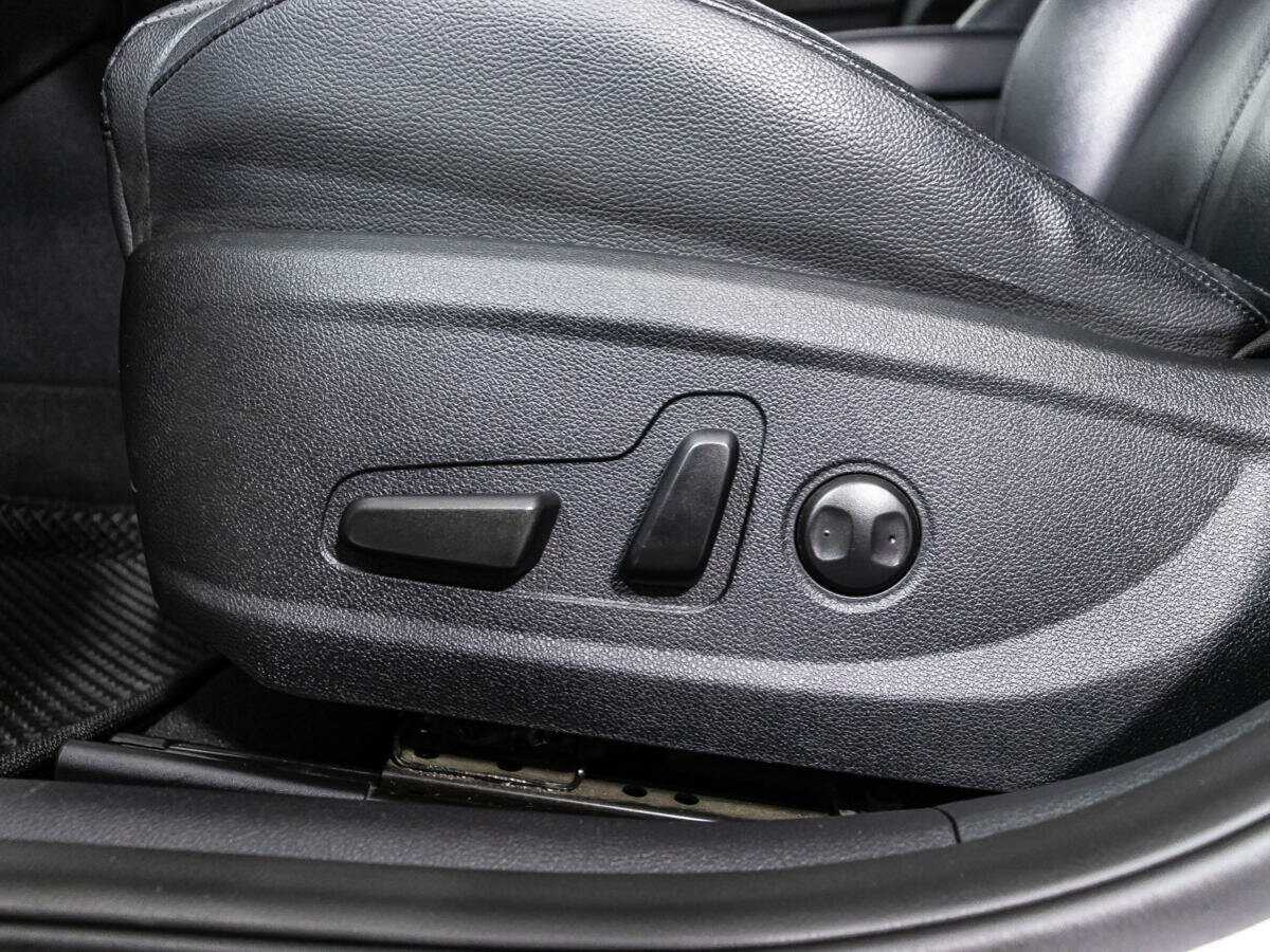 Купить Kia K5 с пробегом. Фото: #18